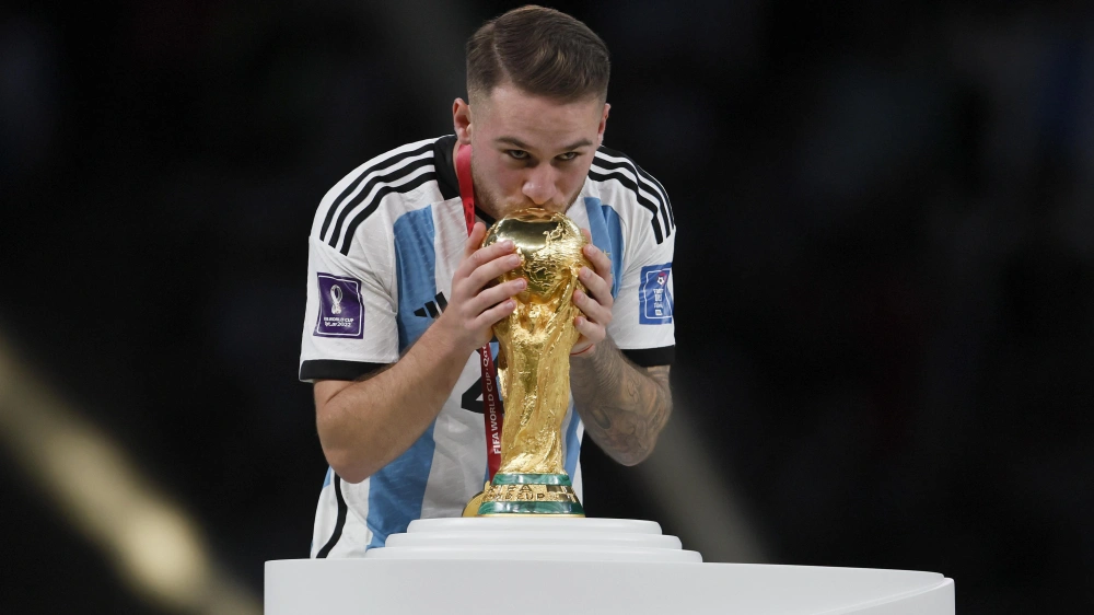 梅西职业生涯最后一次世界杯_2026年世界杯阿根廷卫冕冠军预测_美国世界杯阵容